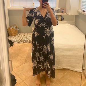 NWOT Tropical Roxy Maxi Dress